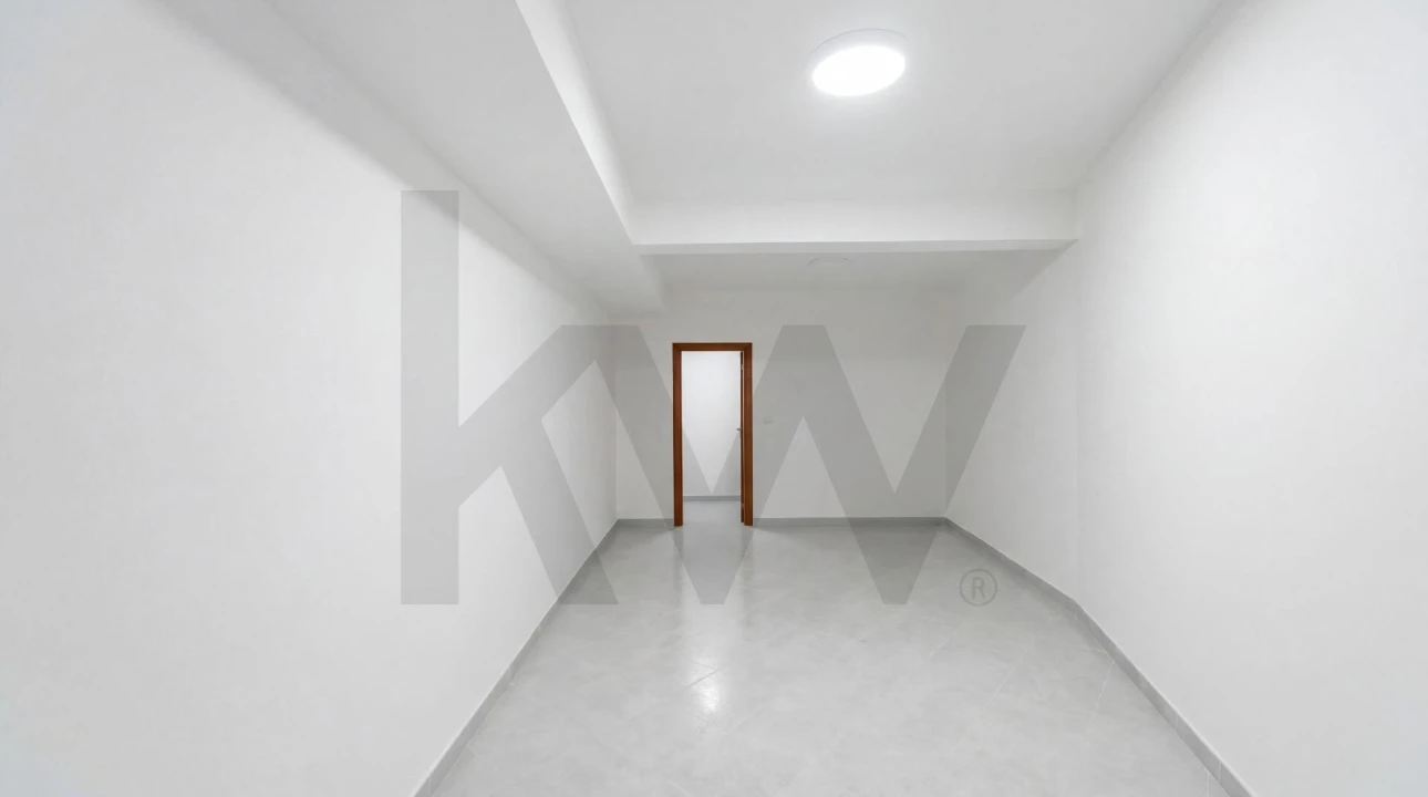 Loja para Arrendamento em Póvoa de Santo Adrião e Olival Basto Foto 5