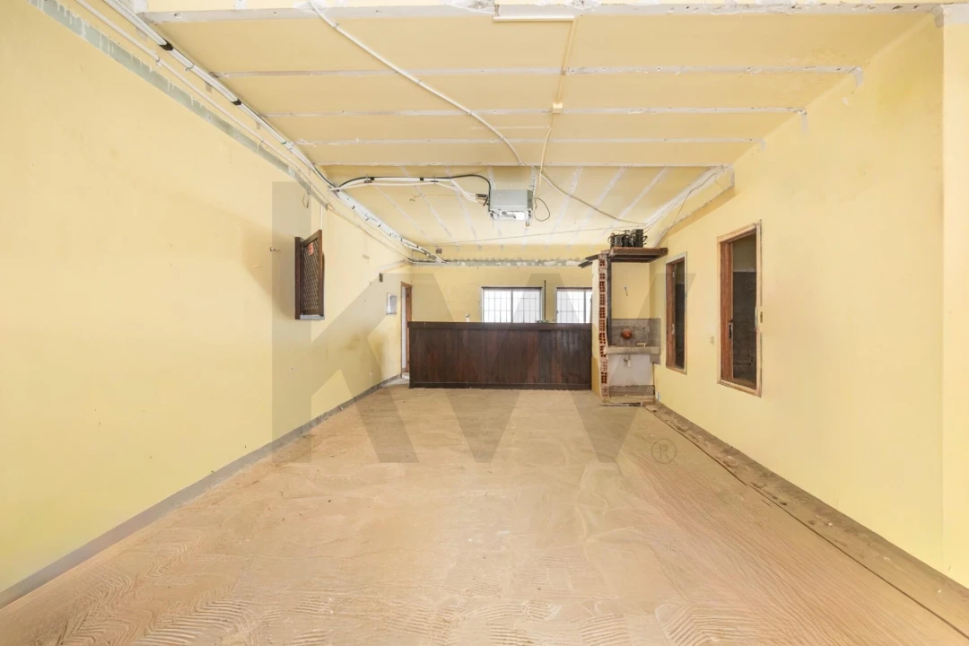 Loja para Venda em Santo Antonio dos Olivais Foto 3