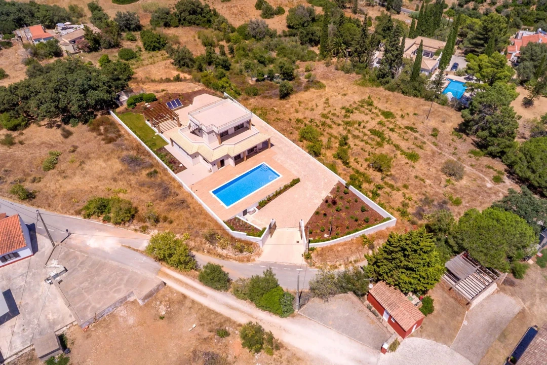 Moradia T4 para Venda em Ferragudo Foto 56