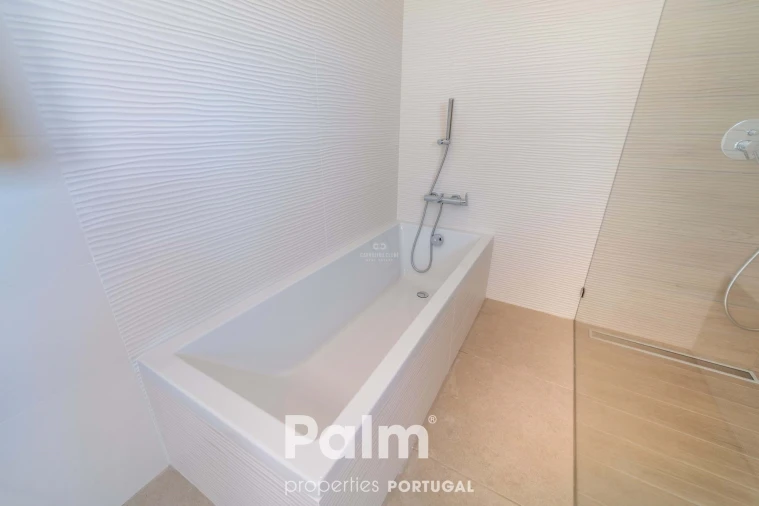 Moradia T4 para Venda em Ferragudo Foto 45