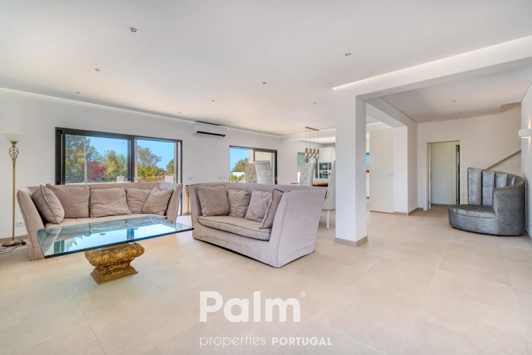 Moradia T4 para Venda em Ferragudo Foto 12