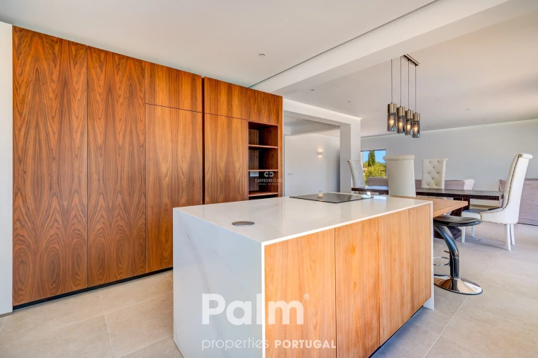 Moradia T4 para Venda em Ferragudo Foto 6