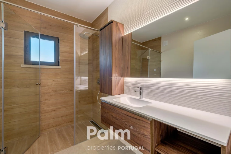 Moradia T4 para Venda em Ferragudo Foto 21