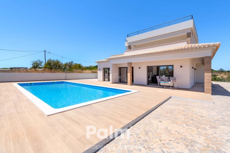 Moradia T4 para Venda em Ferragudo Foto 4