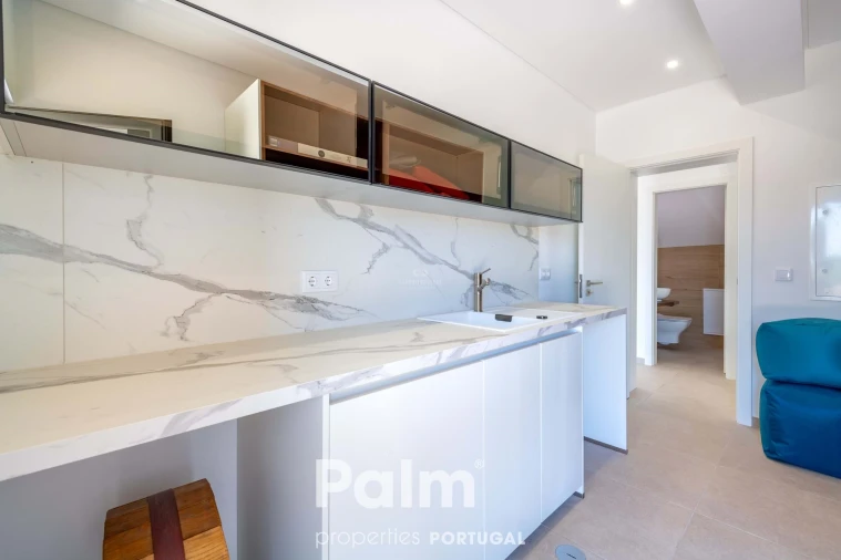 Moradia T4 para Venda em Ferragudo Foto 15