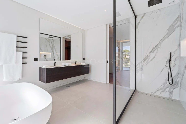 Moradia T7 para Venda em Almancil Foto 34