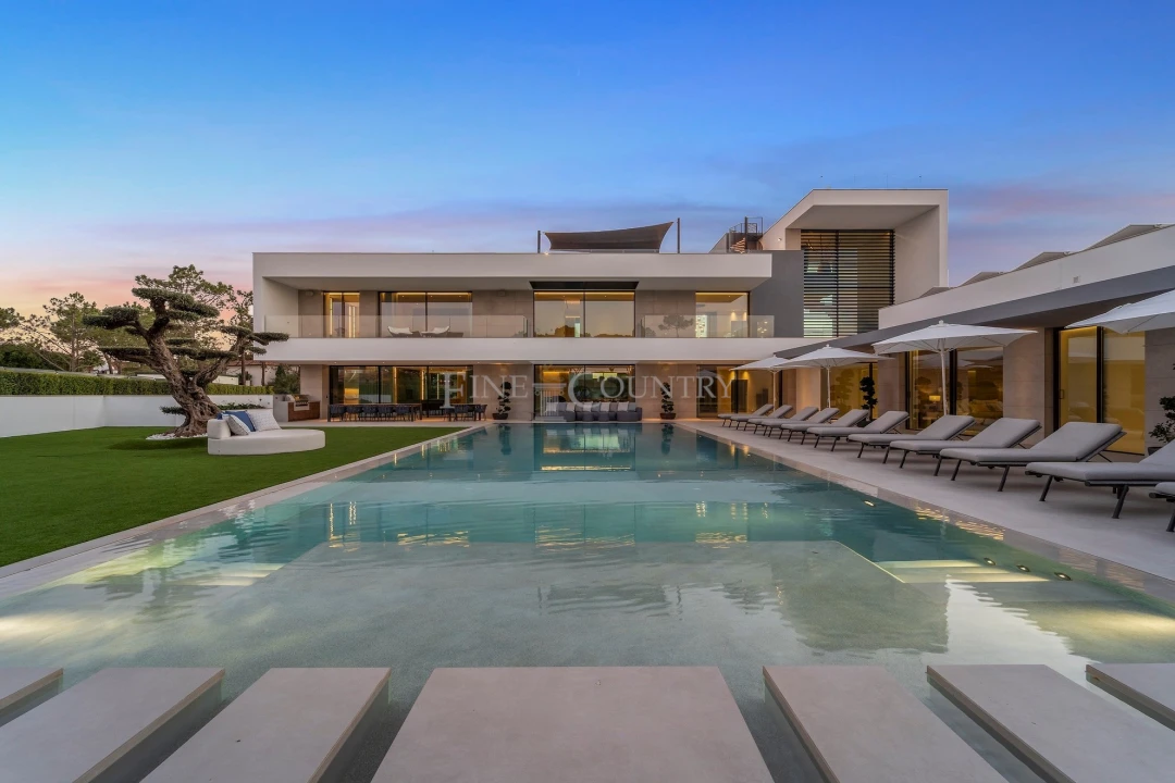 Moradia T7 para Venda em Almancil Foto 2