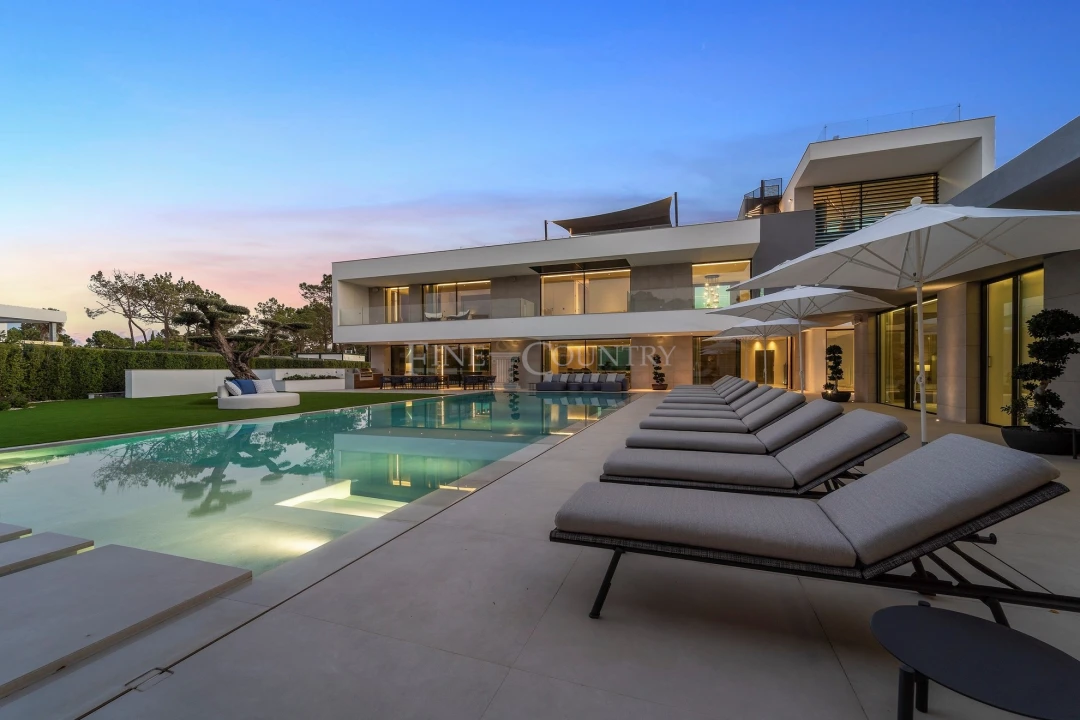 Moradia T7 para Venda em Almancil Foto 51