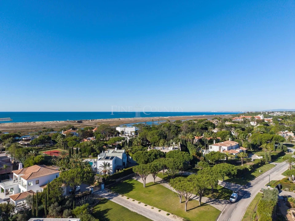 Moradia T7 para Venda em Almancil Foto 63