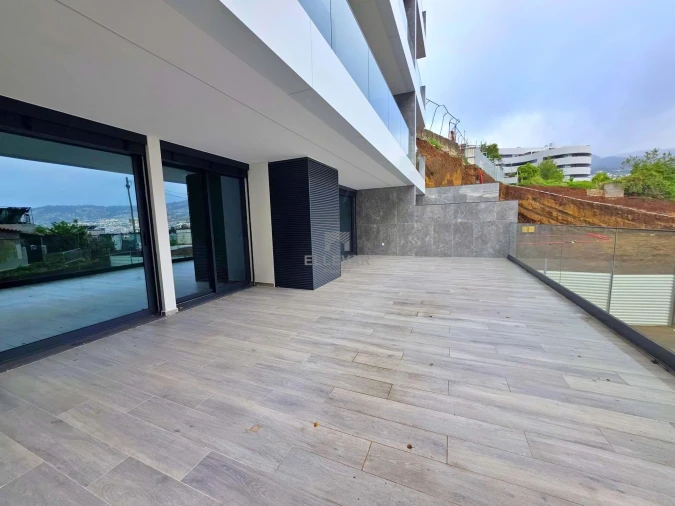 Apartamento T2 para Venda em São Martinho Foto 7