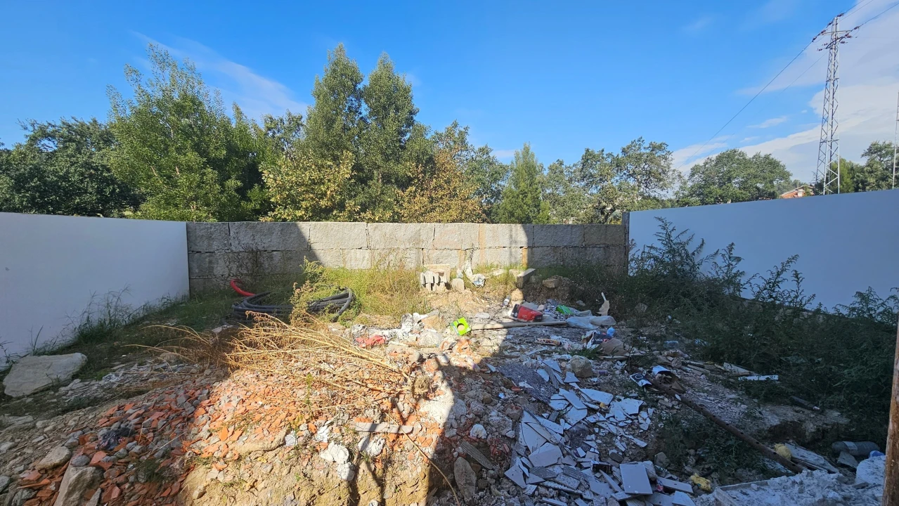 Moradia T3 para Venda em Fânzeres e São Pedro da Cova Foto 20