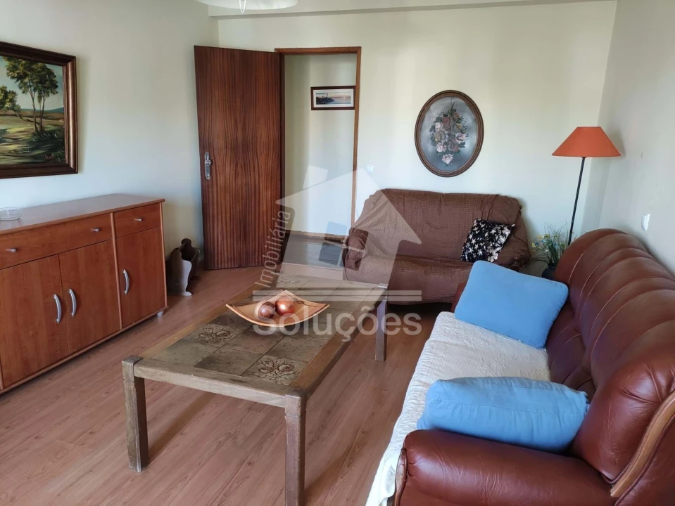 Apartamento T3 para Arrendamento em Portimão Foto 2