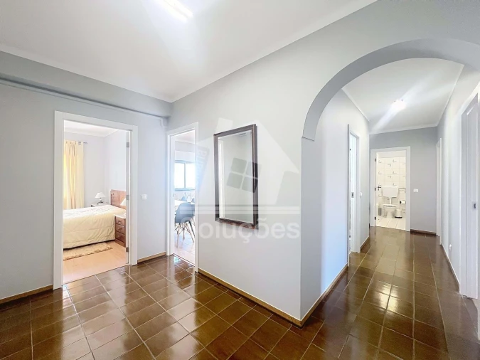 Apartamento T3 para Arrendamento em Portimão Foto 2