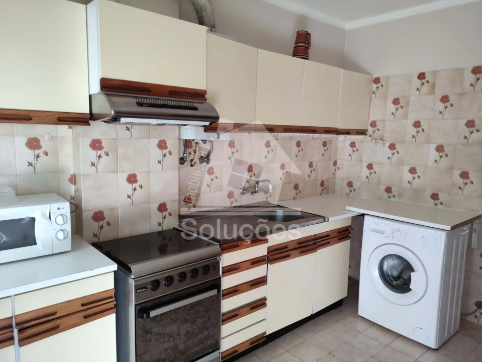 Apartamento T3 para Arrendamento em Portimão Foto 6