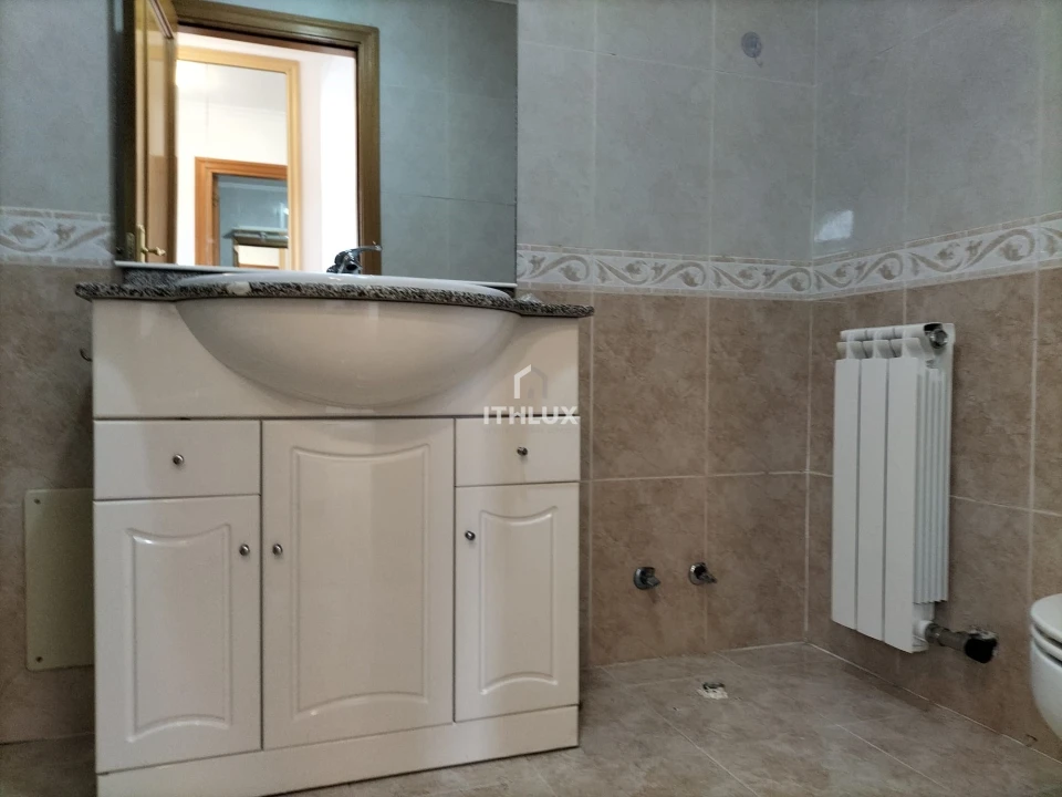 Apartamento T3 para Arrendamento em Alhos Vedros Foto 18