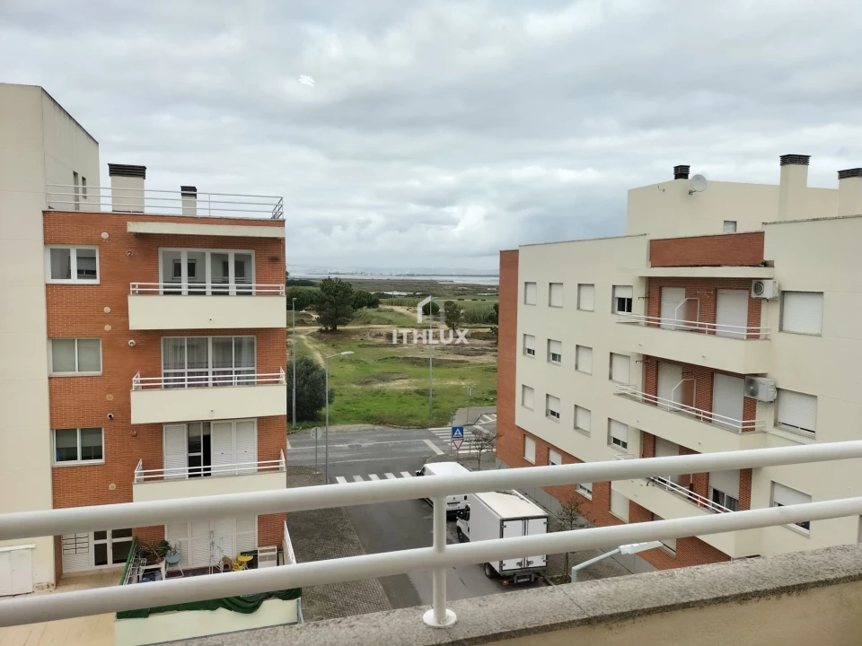 Apartamento T3 para Arrendamento em Alhos Vedros Foto 16