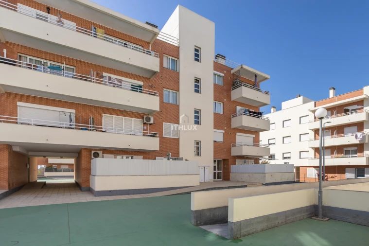 Apartamento T3 para Arrendamento em Alhos Vedros Foto 31