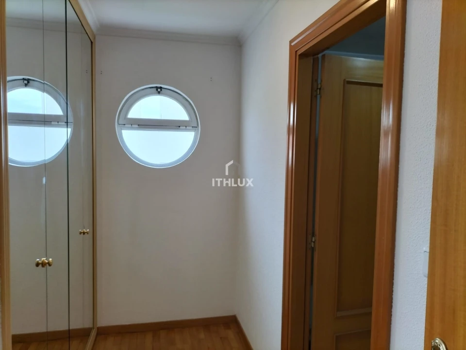 Apartamento T3 para Arrendamento em Alhos Vedros Foto 17