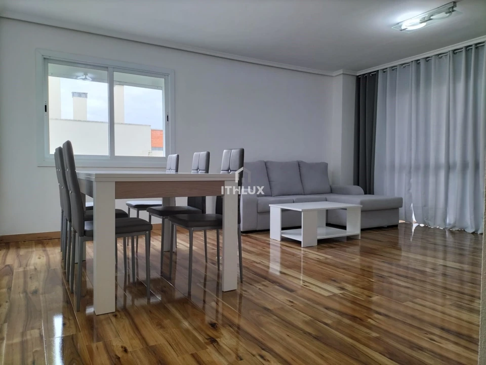 Apartamento T3 para Arrendamento em Alhos Vedros Foto 1