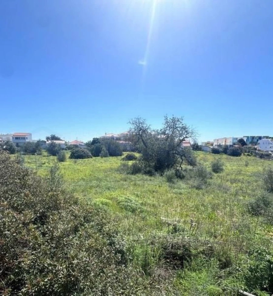 Terreno para Venda em Quarteira Foto 15