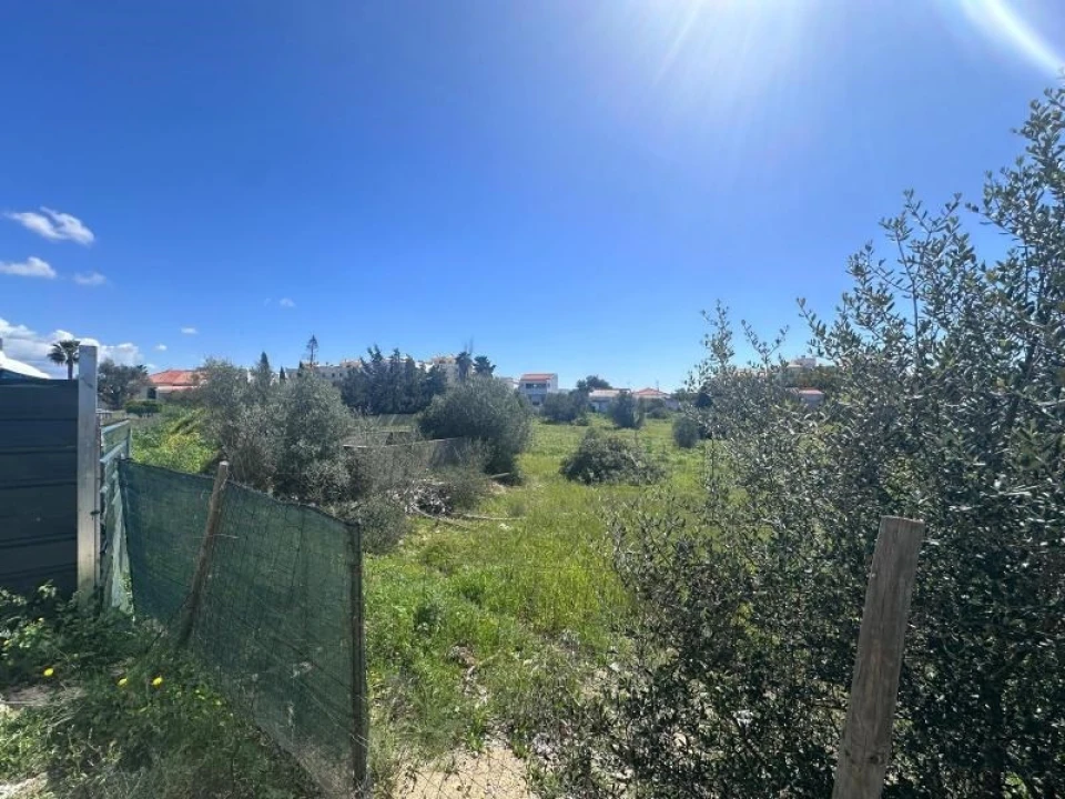 Terreno para Venda em Quarteira Foto 10