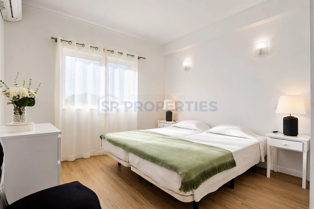 Apartamento T2 para Venda em Quarteira Foto 5