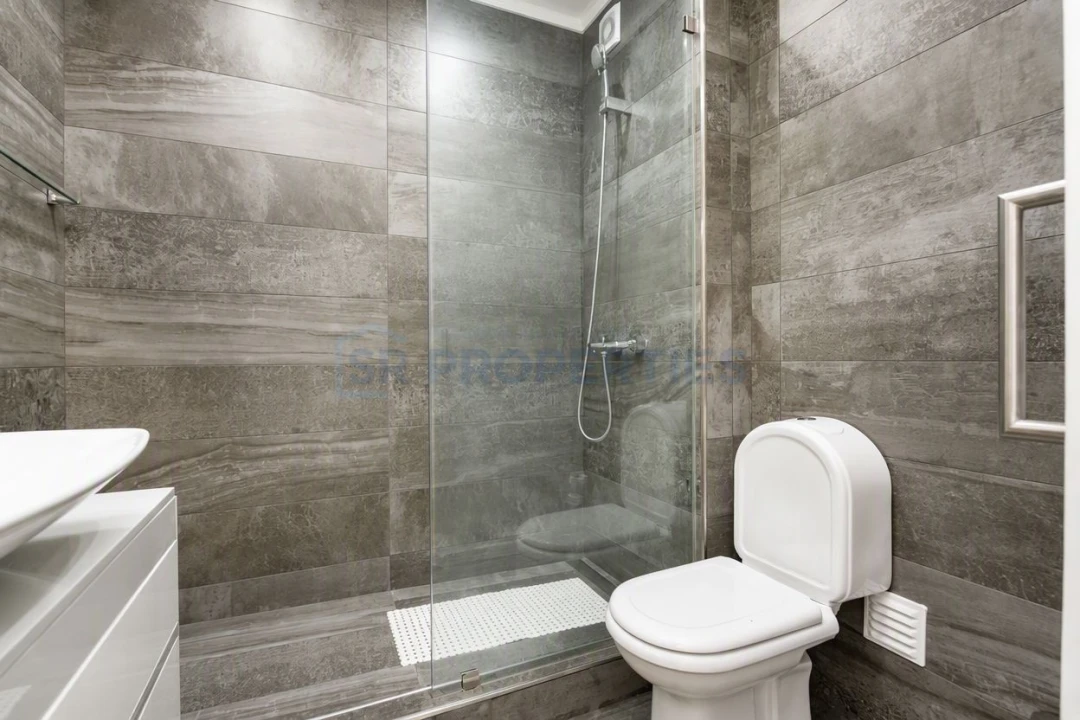Apartamento T2 para Venda em Quarteira Foto 10