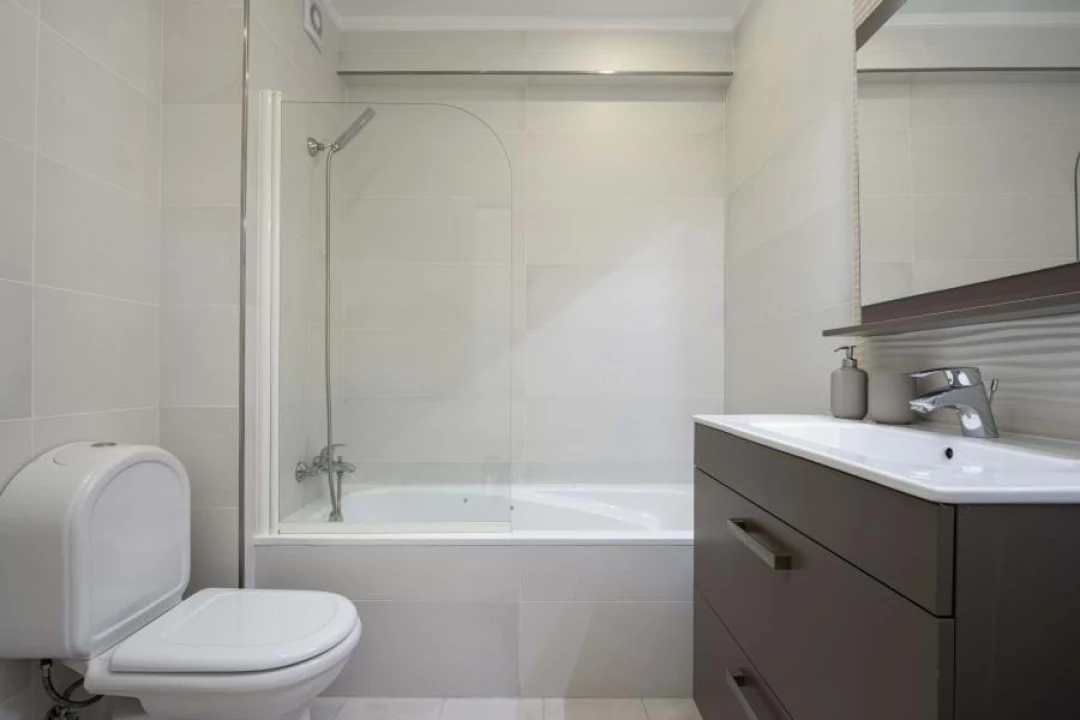 Apartamento T2 para Venda em Quarteira Foto 9