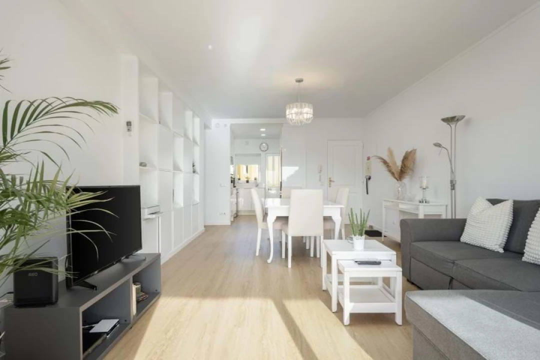 Apartamento T2 para Venda em Quarteira Foto 16