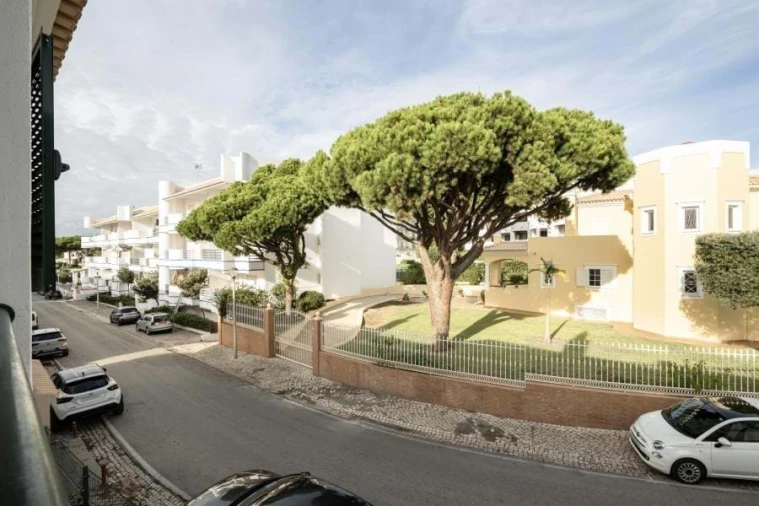 Apartamento T2 para Venda em Quarteira Foto 21