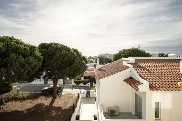 Apartamento T2 para Venda em Quarteira Foto 19