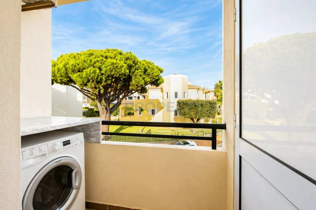 Apartamento T2 para Venda em Quarteira Foto 20