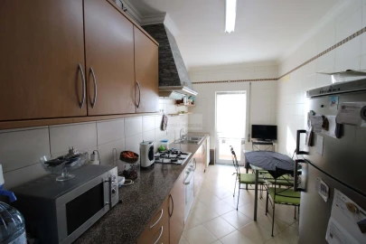 Apartamento T3 para Venda em Lagos (São Sebastião e Santa Maria)