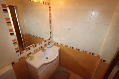 Apartamento T3 para Venda em Lagos (São Sebastião e Santa Maria)