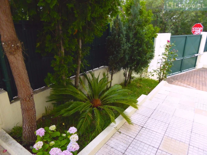 Moradia T3 para Venda em Alcabideche Foto 36