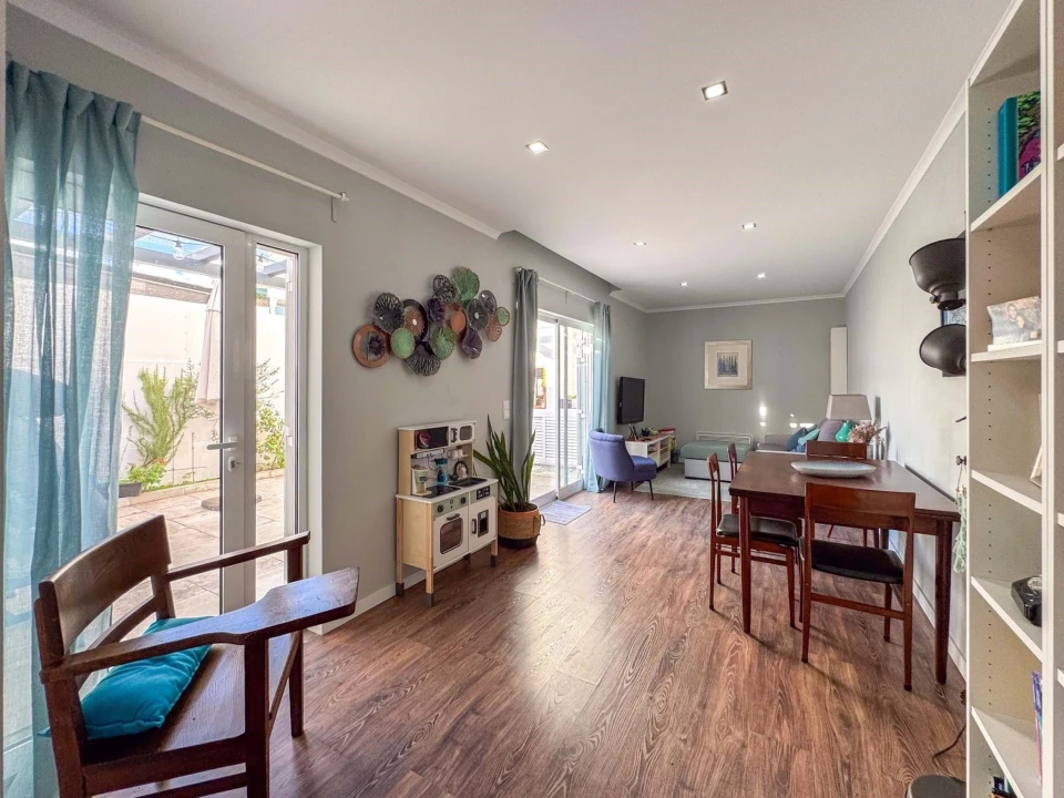 Moradia T3 para Venda em Algés, Linda-A-Velha e Cruz Quebrada-Dafundo Foto 5