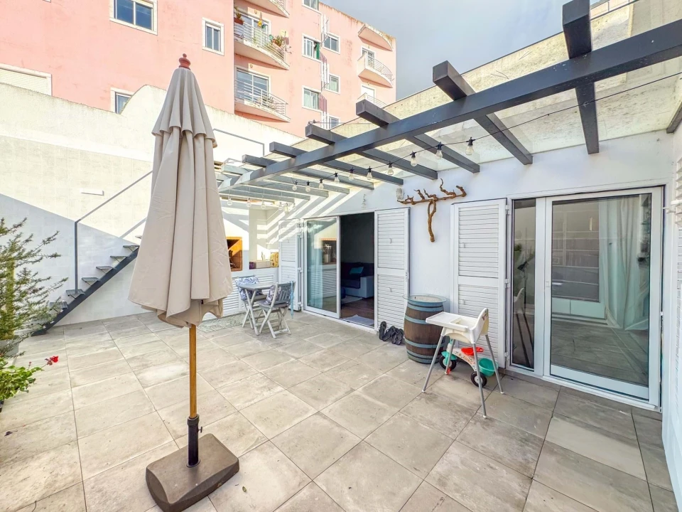 Moradia T3 para Venda em Algés, Linda-A-Velha e Cruz Quebrada-Dafundo Foto 6