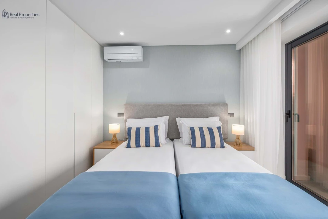 Apartamento T1 para Arrendamento em Quarteira Foto 4