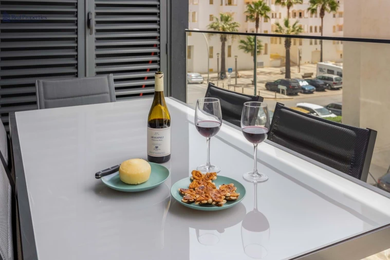 Apartamento T1 para Arrendamento em Quarteira Foto 20