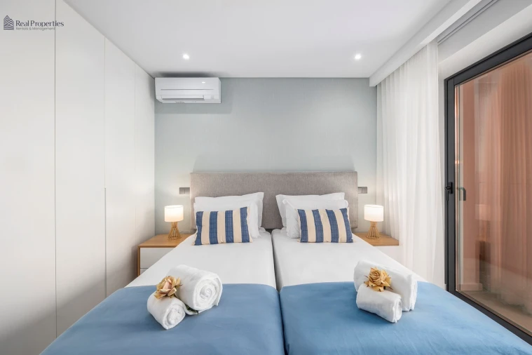 Apartamento T1 para Arrendamento em Quarteira Foto 12