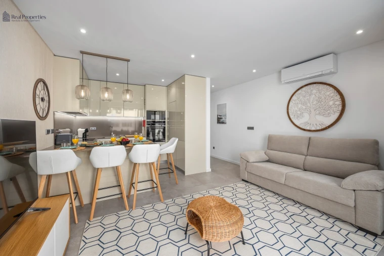 Apartamento T1 para Arrendamento em Quarteira Foto 28