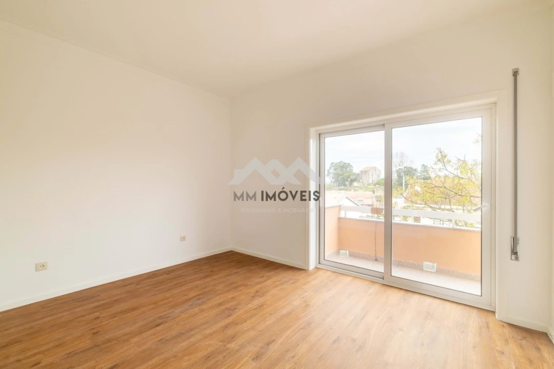 Apartamento T3 para Venda em Aguas Santas Foto 46