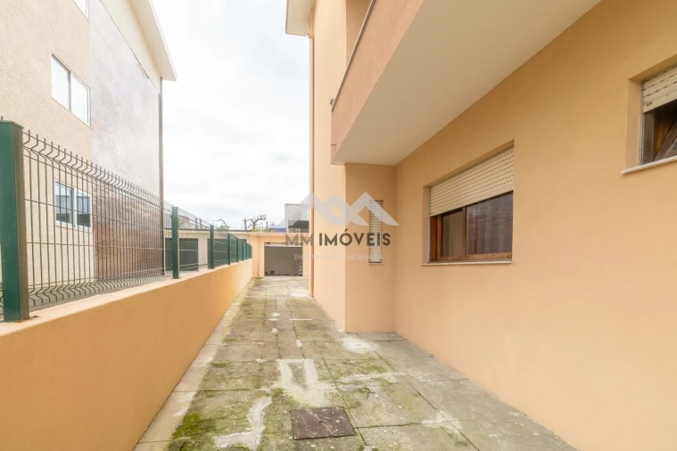 Apartamento T3 para Venda em Aguas Santas Foto 41