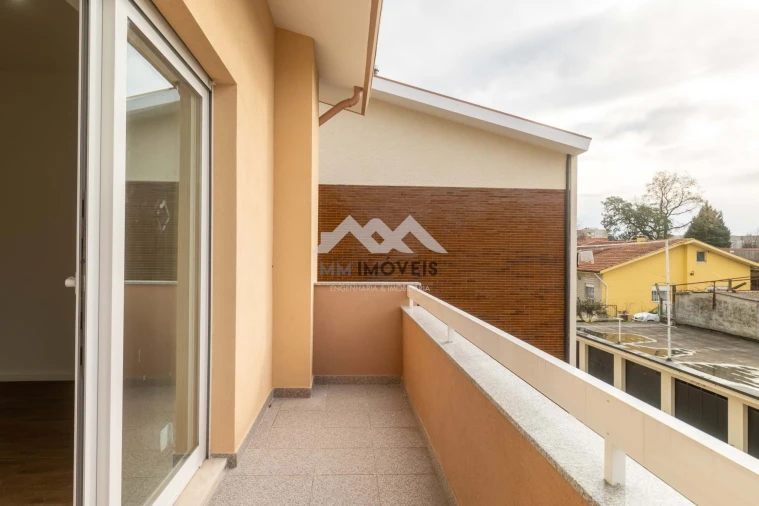 Apartamento T3 para Venda em Aguas Santas Foto 34