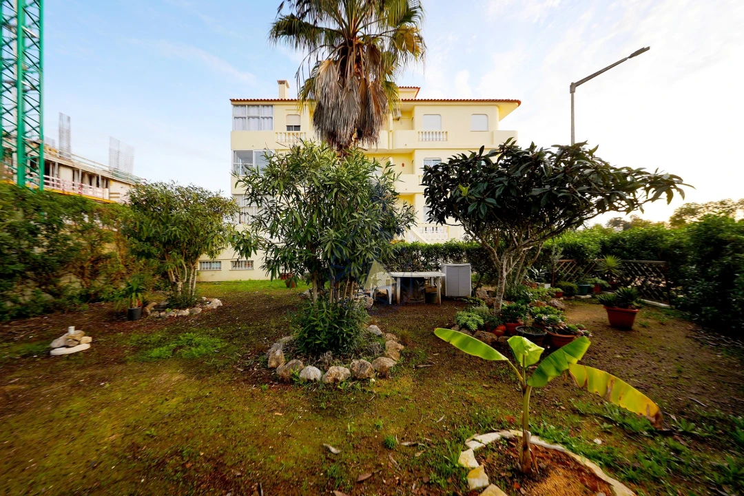 Apartamento T2 para Venda em Portimão Foto 40