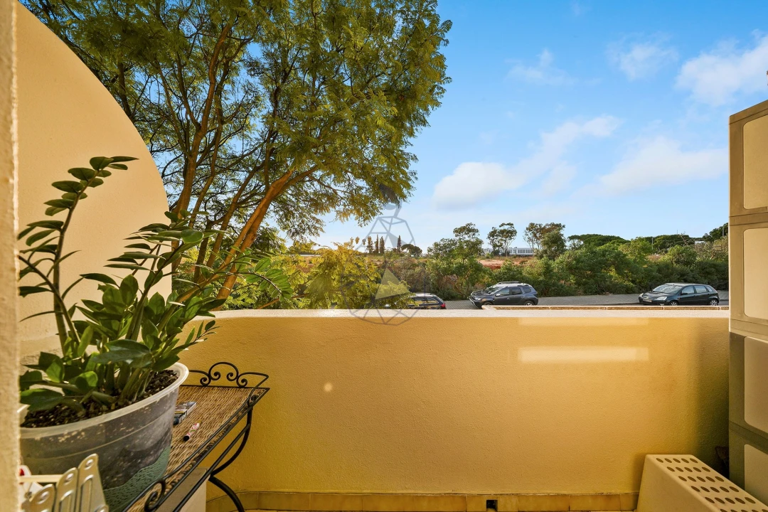 Apartamento T2 para Venda em Portimão Foto 5