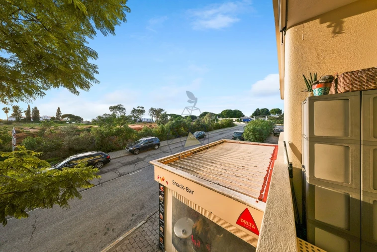 Apartamento T2 para Venda em Portimão Foto 6