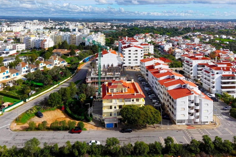 Apartamento T2 para Venda em Portimão Foto 47