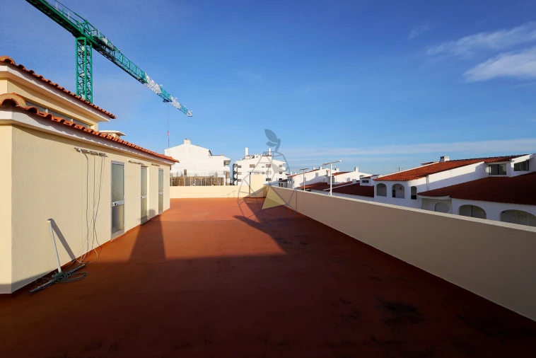 Apartamento T2 para Venda em Portimão Foto 34