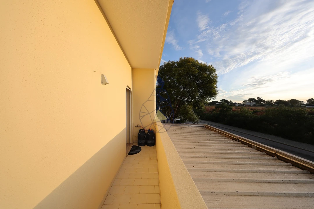 Apartamento T2 para Venda em Portimão Foto 25